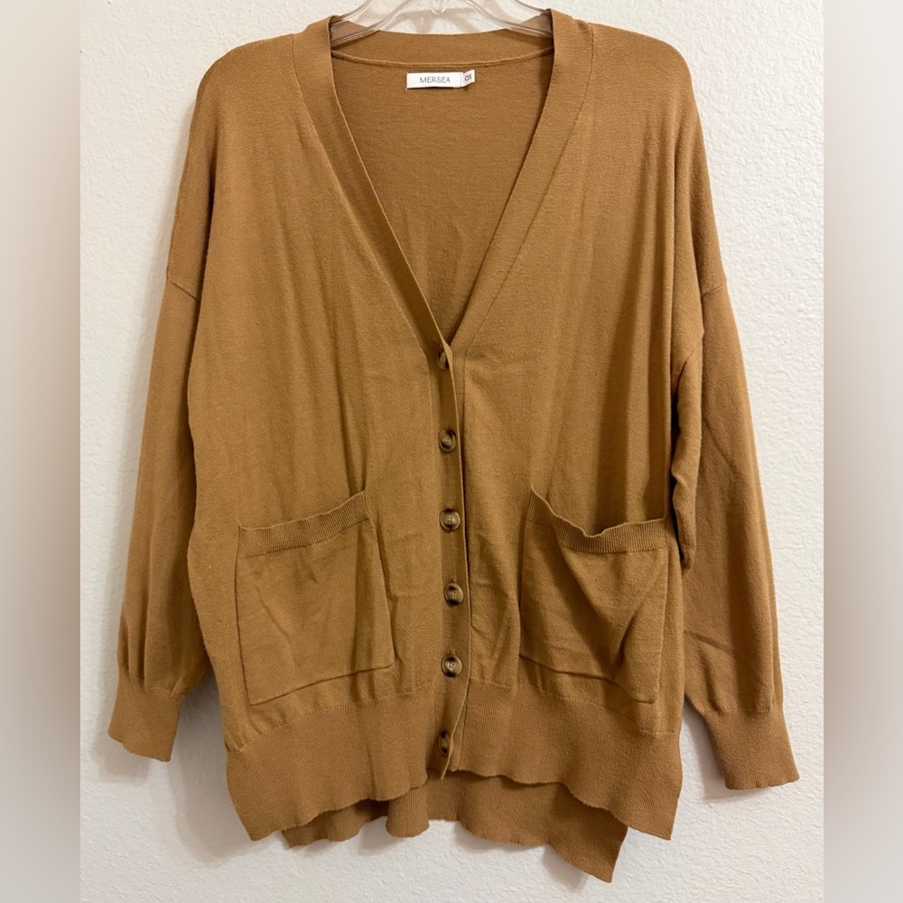 Mersea “The Anywhere Cardigan”